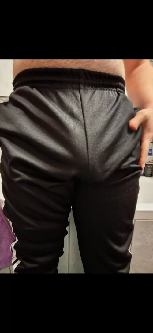 Compare with massive guy?