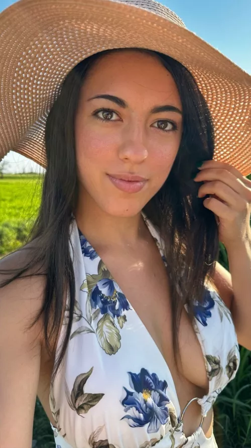 Cute dress, no brass, it sounds hot to me F19