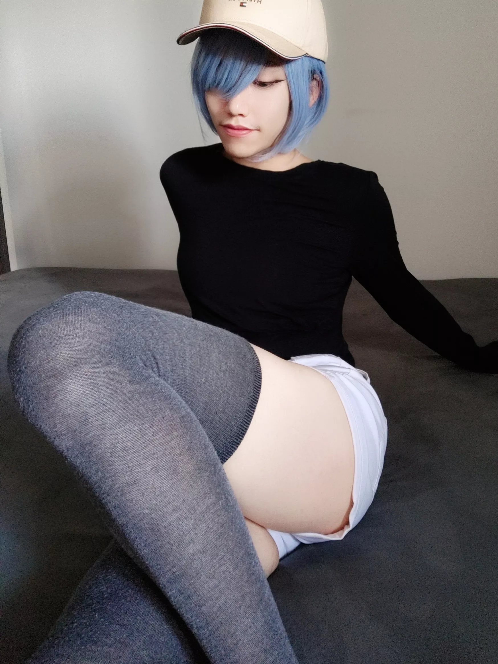 Do you like my new short? 😊