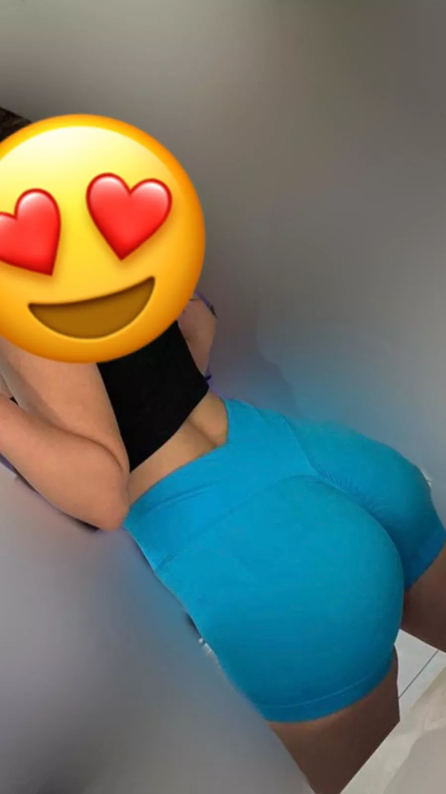 Fat ass check, slutty blue