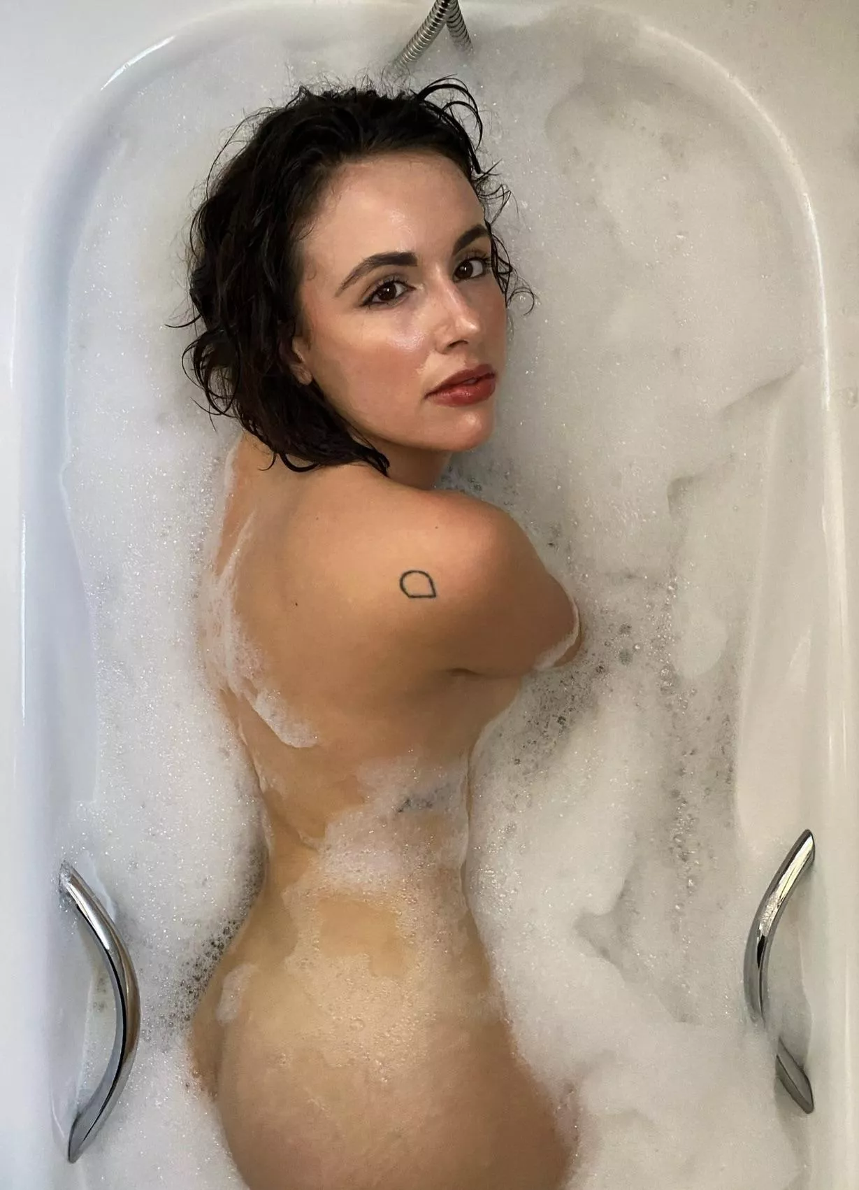 Jump in and inside of me