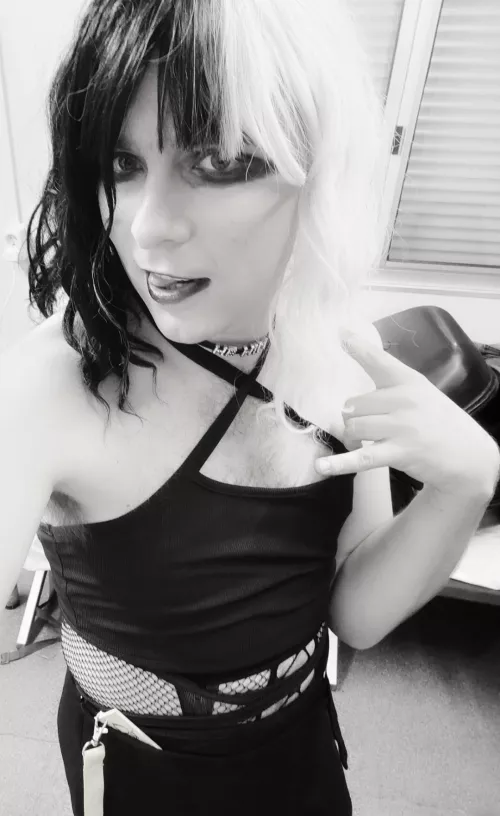 Keep or lose the body hair? I am genuinely curious to see what I would look like without it 👀