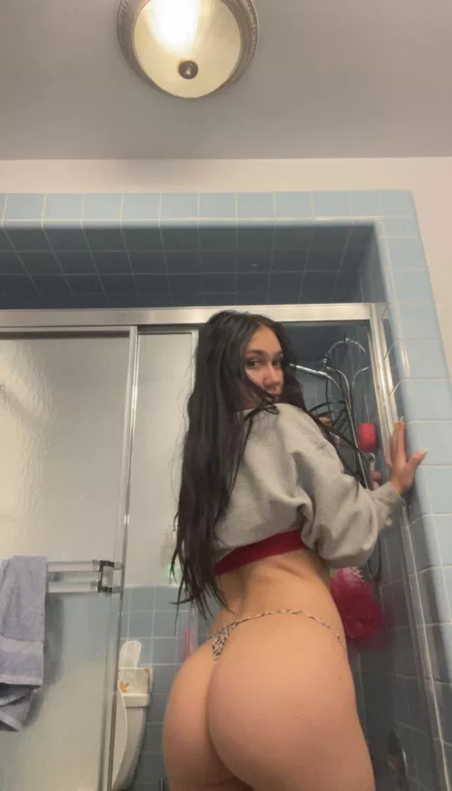 My professor gave me an A for ass 😳