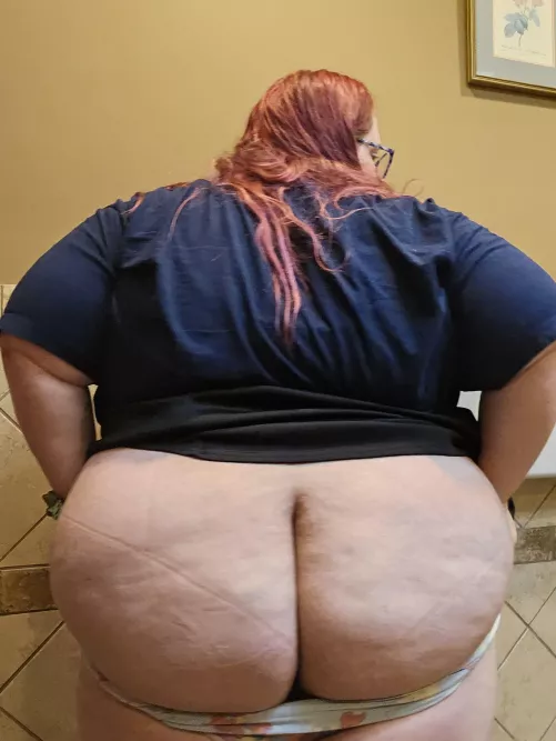 Quickie breed me in the bathroom