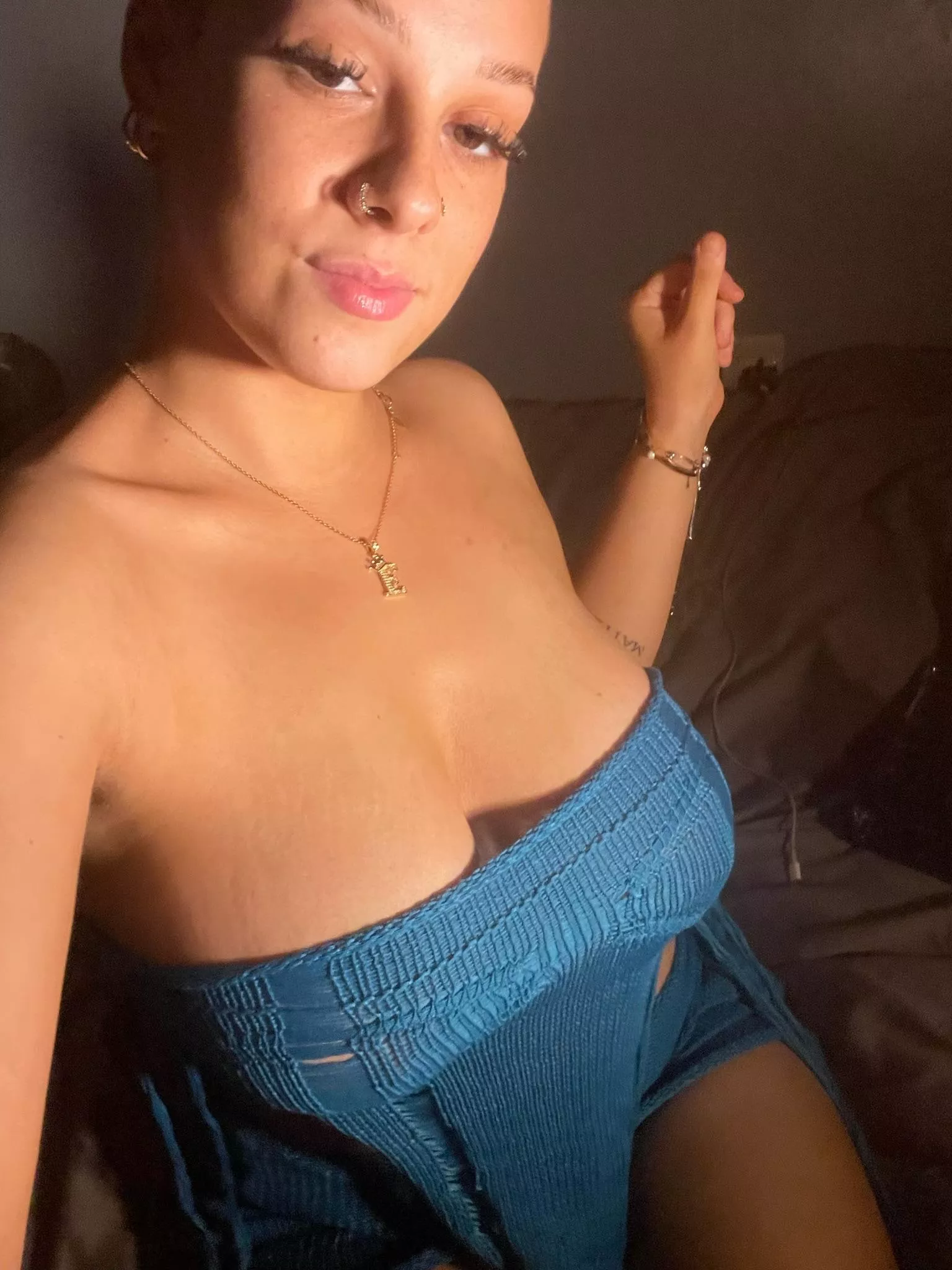 Say your sausage size and i will send you my number