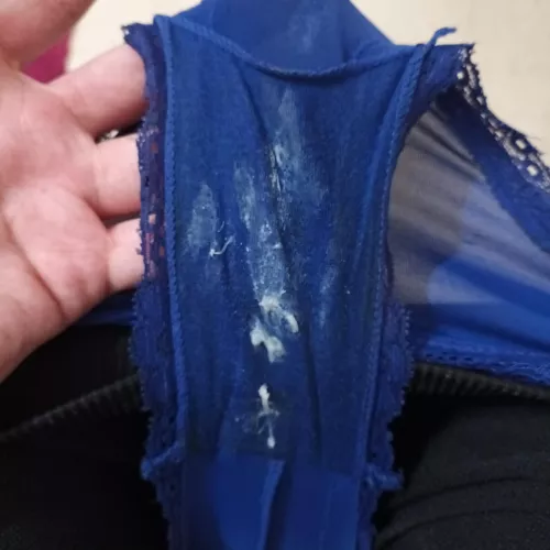 [Selling] Too messy~ 2 days wear 🩵 from [EU] with discreet packaging