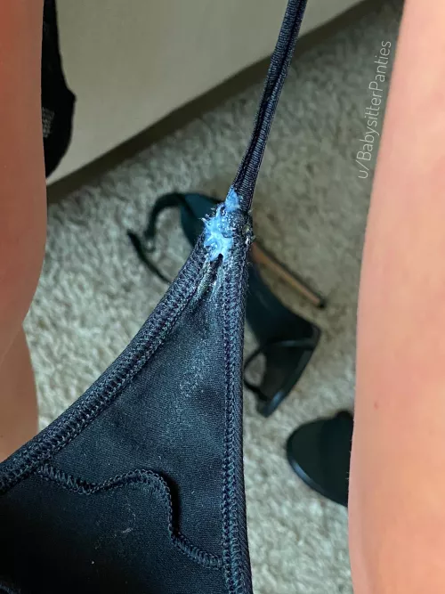 String panties worn for pics this morning… 💦
