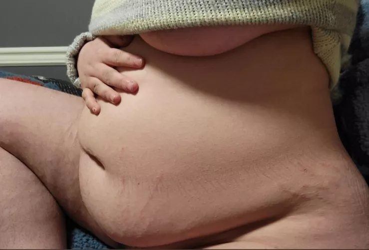 Tell me how big I am, I think people are starting to stare 😳