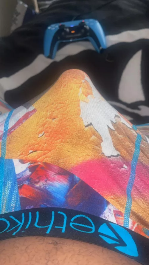 Who doesn’t love a big dick print 😏