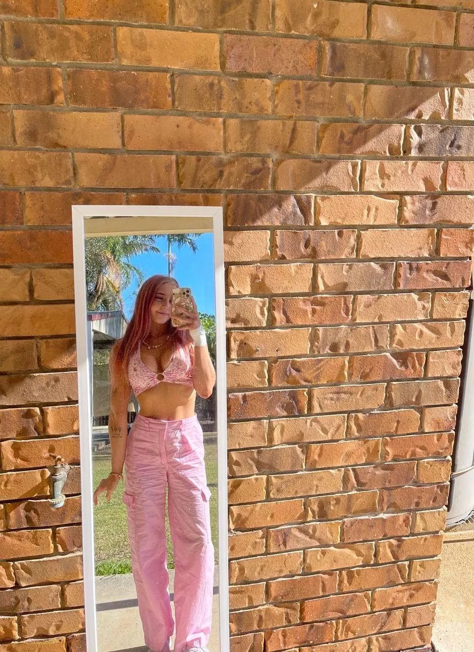 Be honest, do i look better with clothes or without