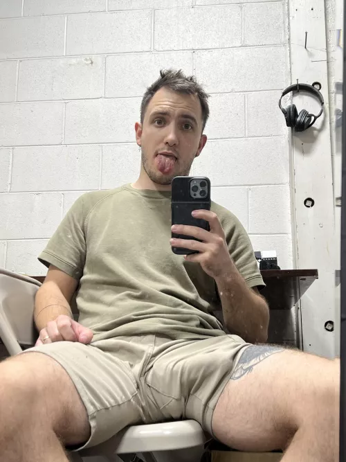 Handyman after work ,horny