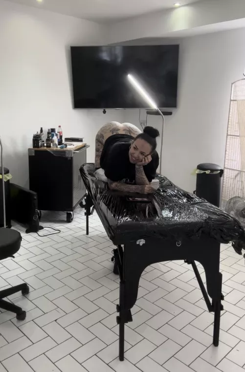 I got my asshole tattooed 🍑🖤