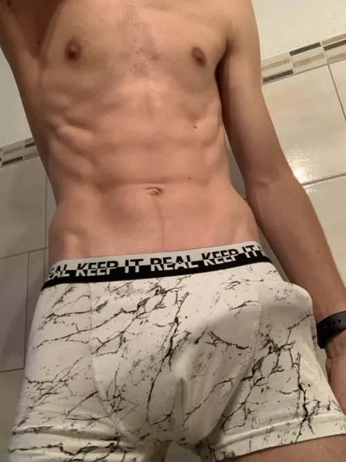 Looking for other fit guys with an obsession with boxerbriefs