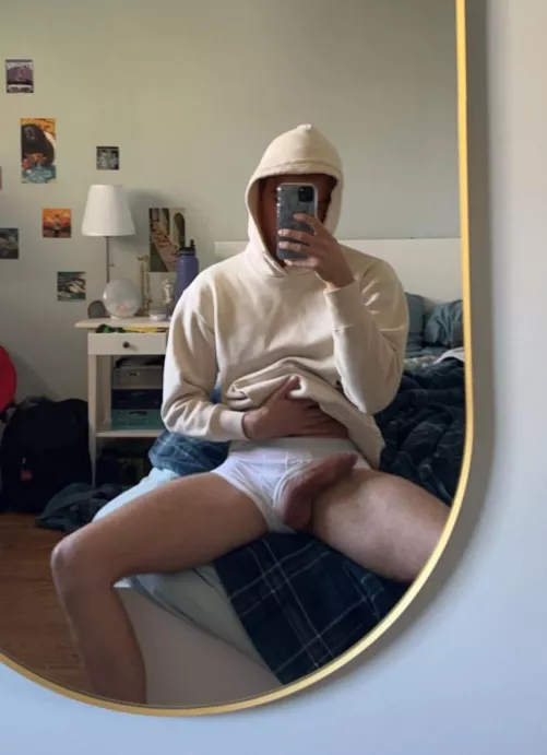 Need someone to empty my balls while I play cod with the bros