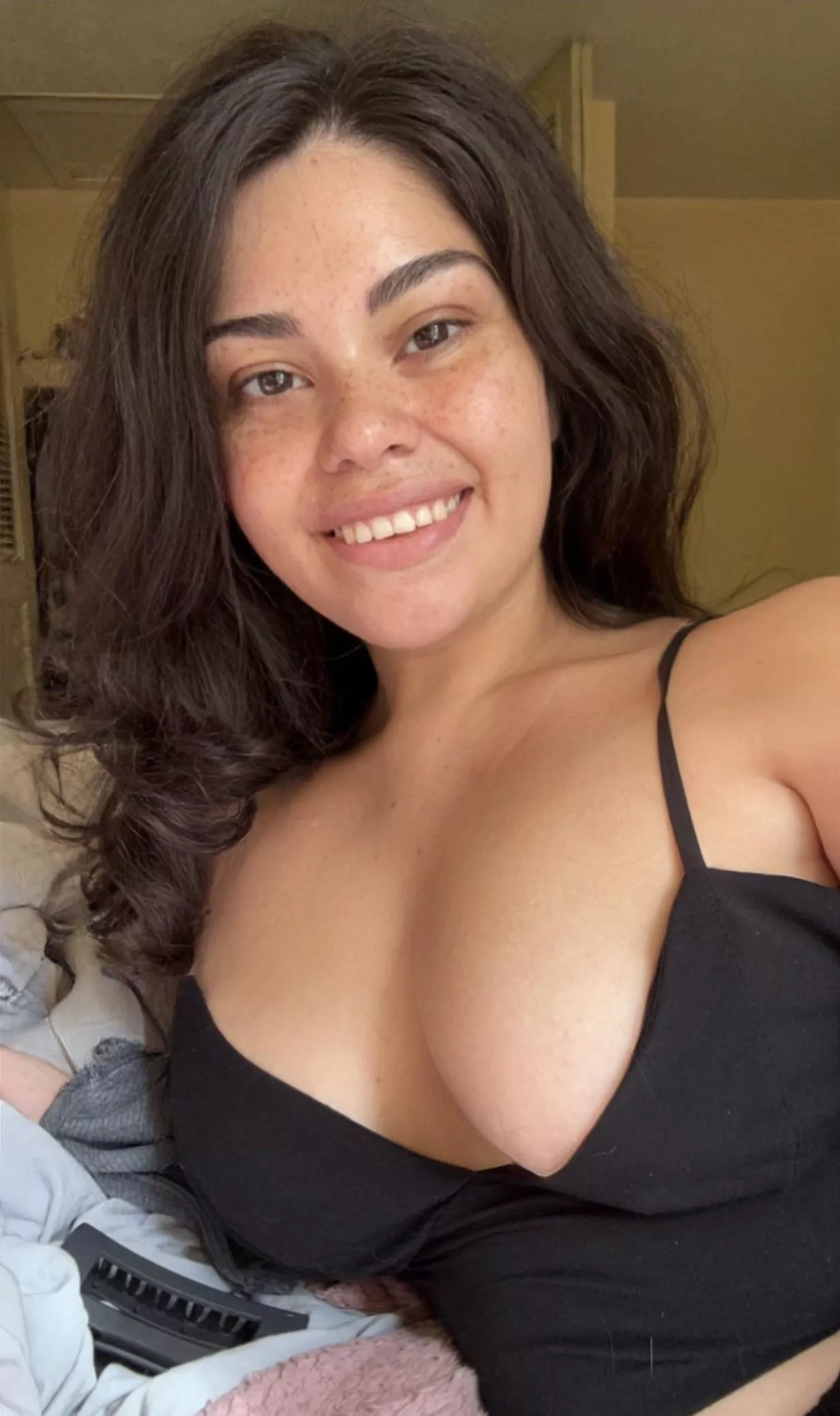 No makeup covered freckles here