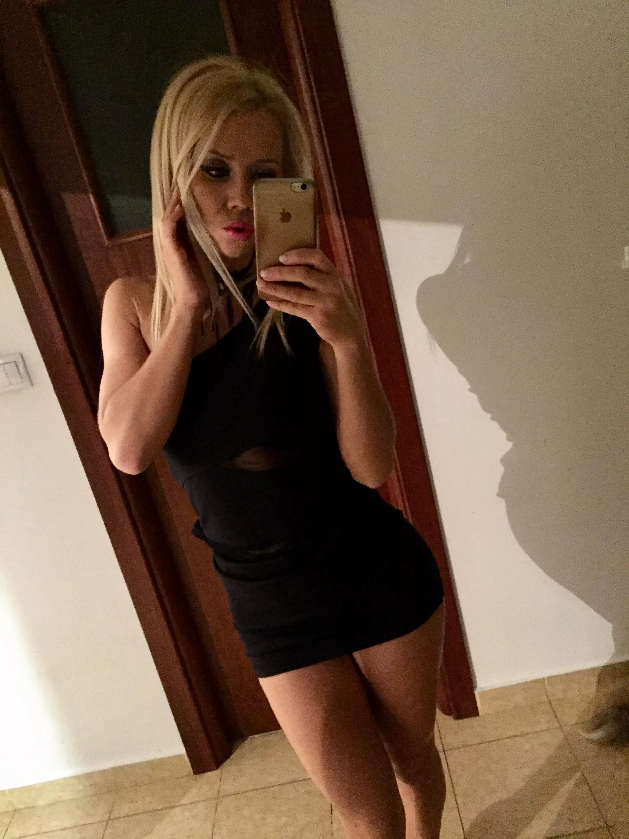 This dress is nice but I bet it looks better on the floor 😌