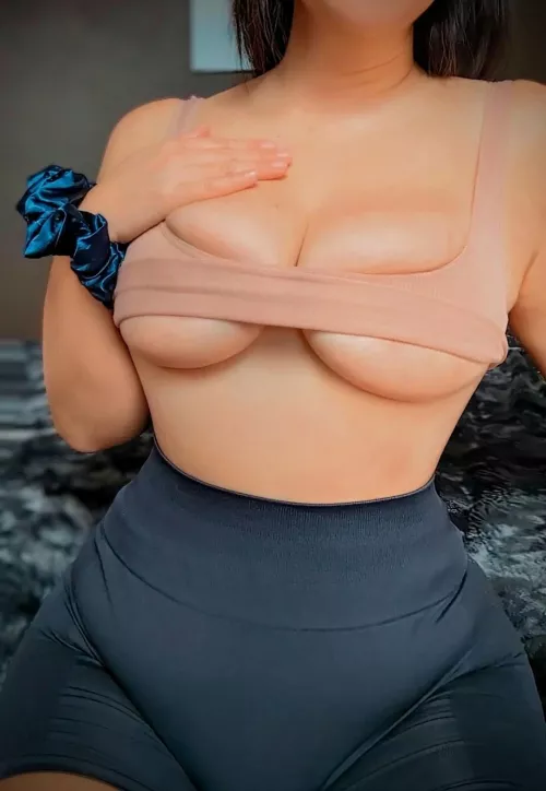 Tryna distract you at the gym xo