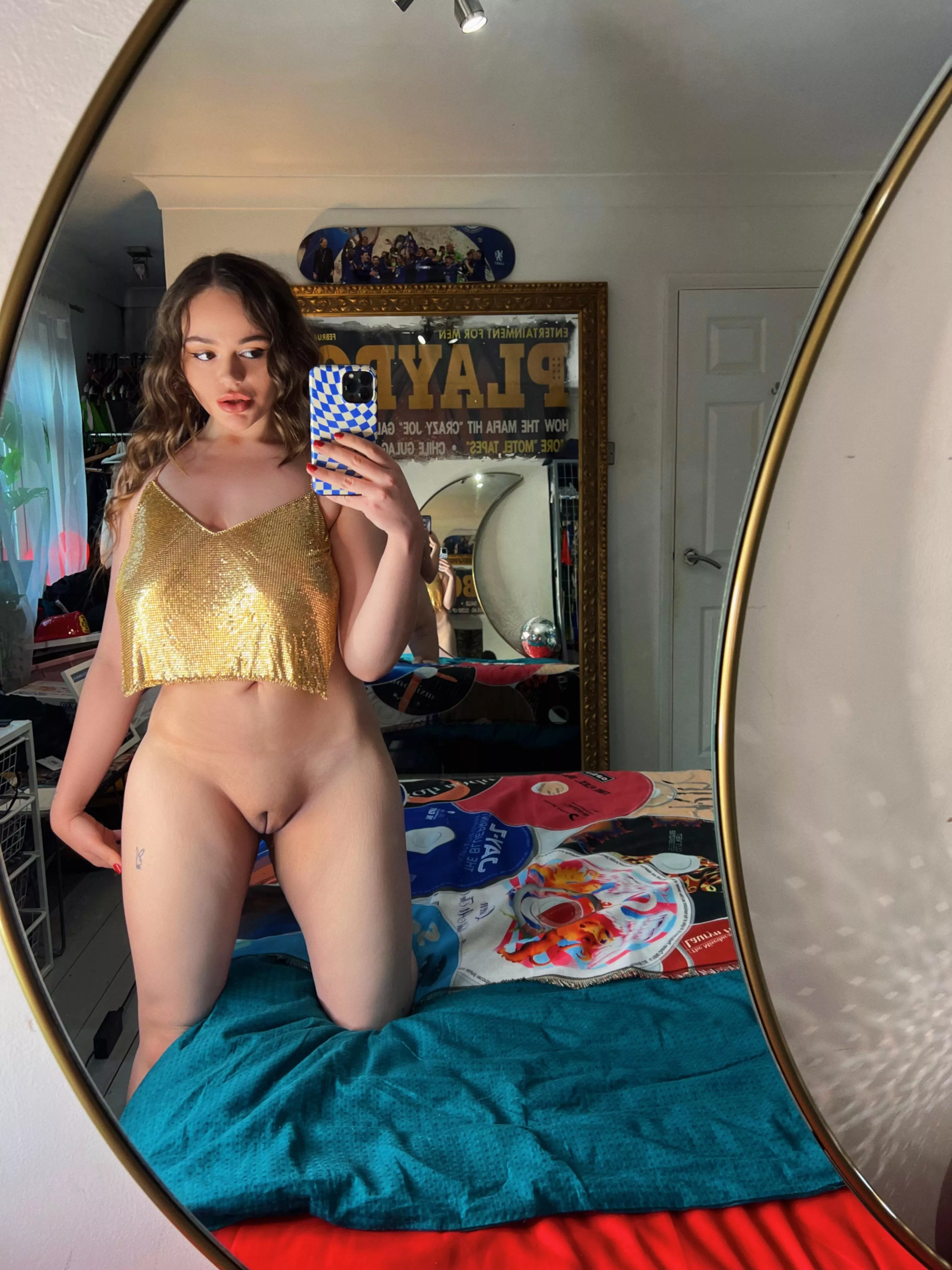 With a pussy this pretty, who needs pants?