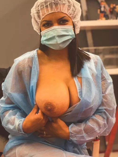 Would you fuck a nurse you met on Reddit ?