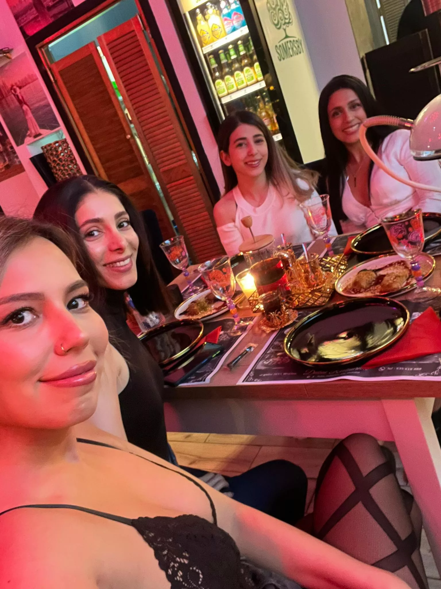 [4] girl with the most picks will fuck you tonight 🪄