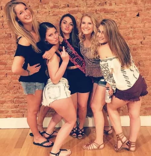 [5] Girls night out and you get to choose who you’re fucking