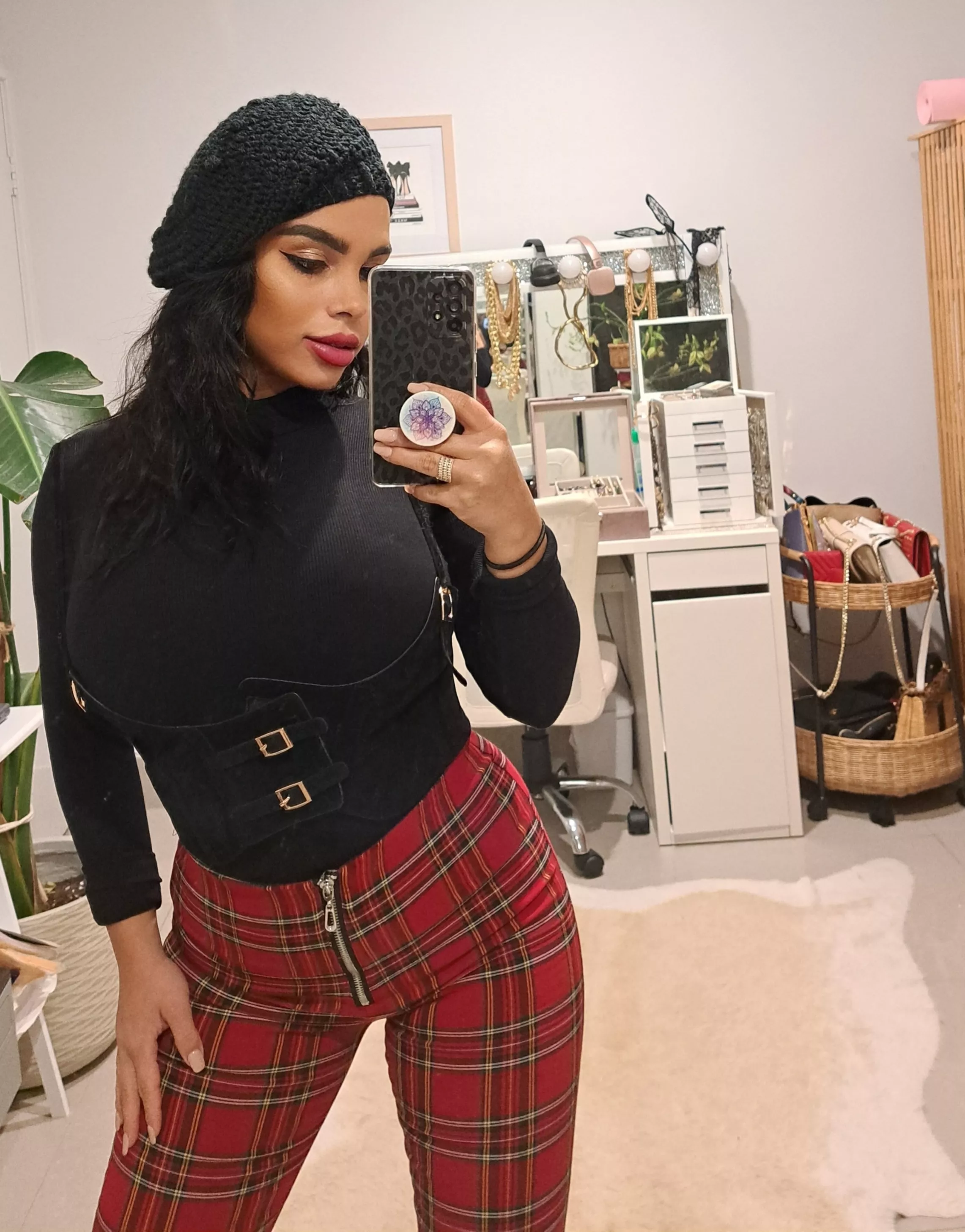 Am I a mom you’d jerk off too?