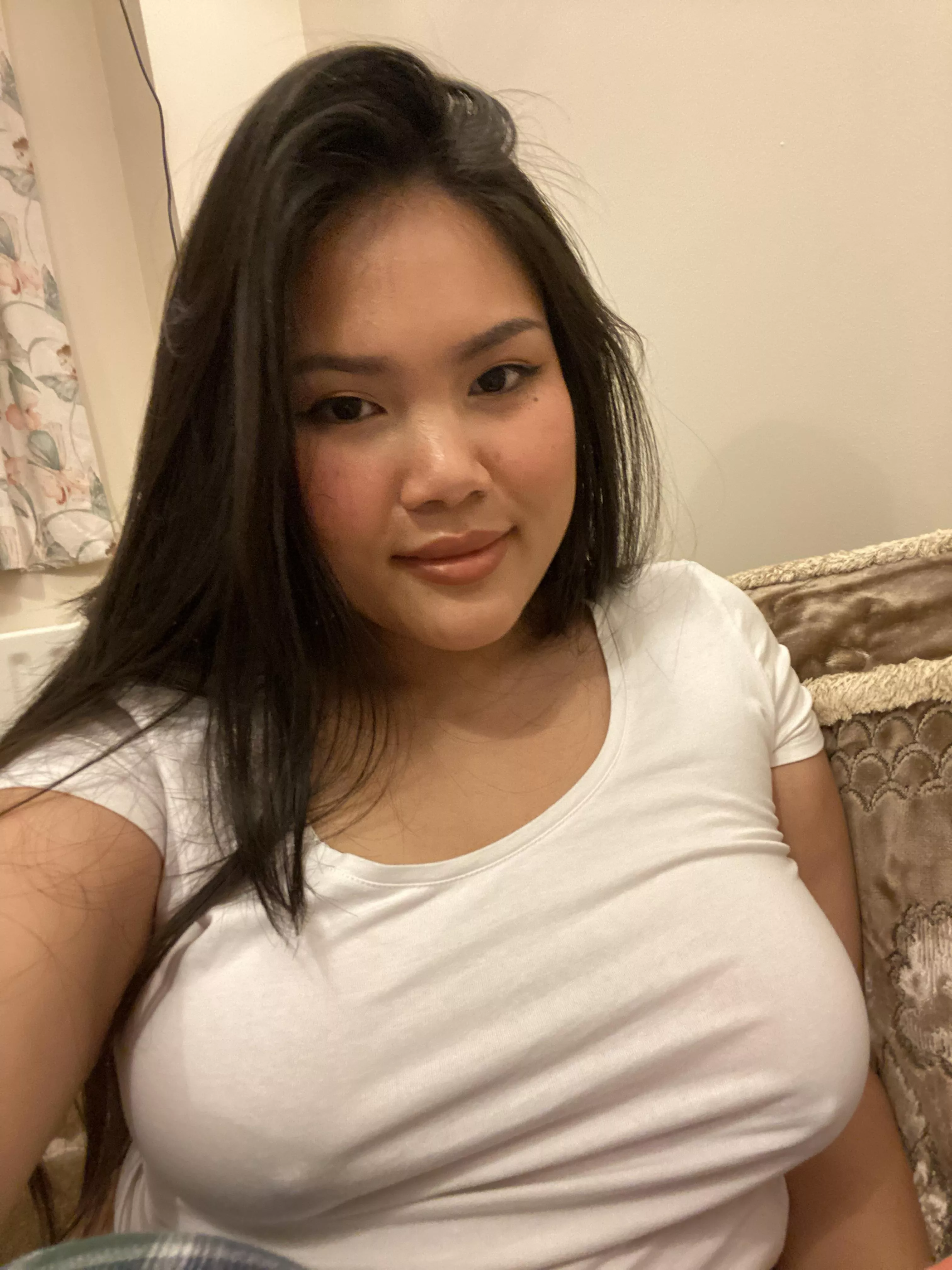 Am I cute in your eyes?