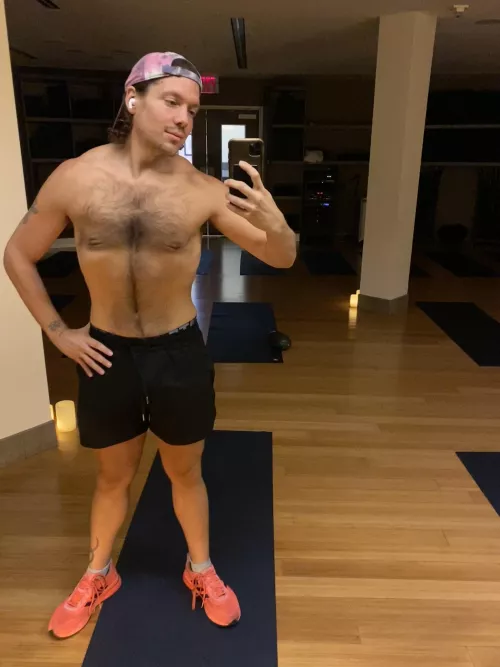 Another day doing yoga! 🧘🏻