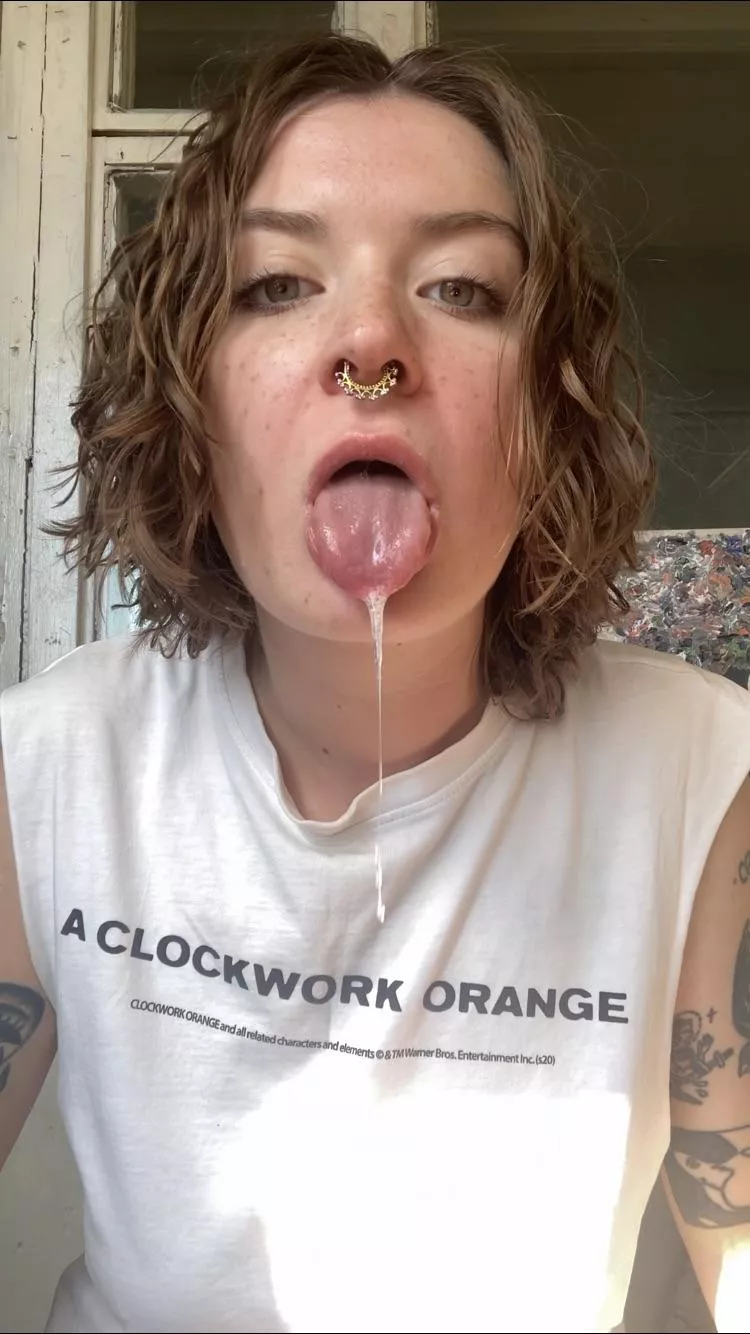 Are you here? 🥵 I can get pretty wild😈 [oc]