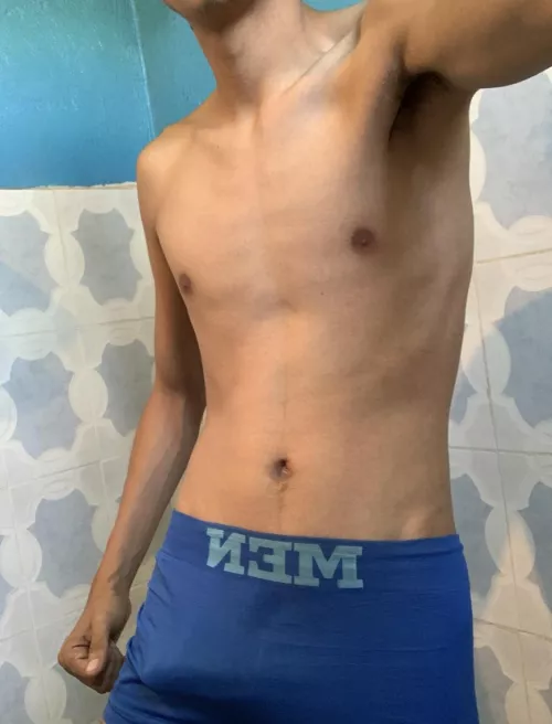 Be honest, would you suck a 19-year-old Mexican boy?😳😏🤤🍆
