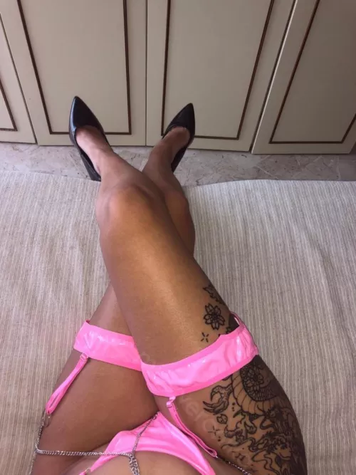 Do I really make you so weak?😌