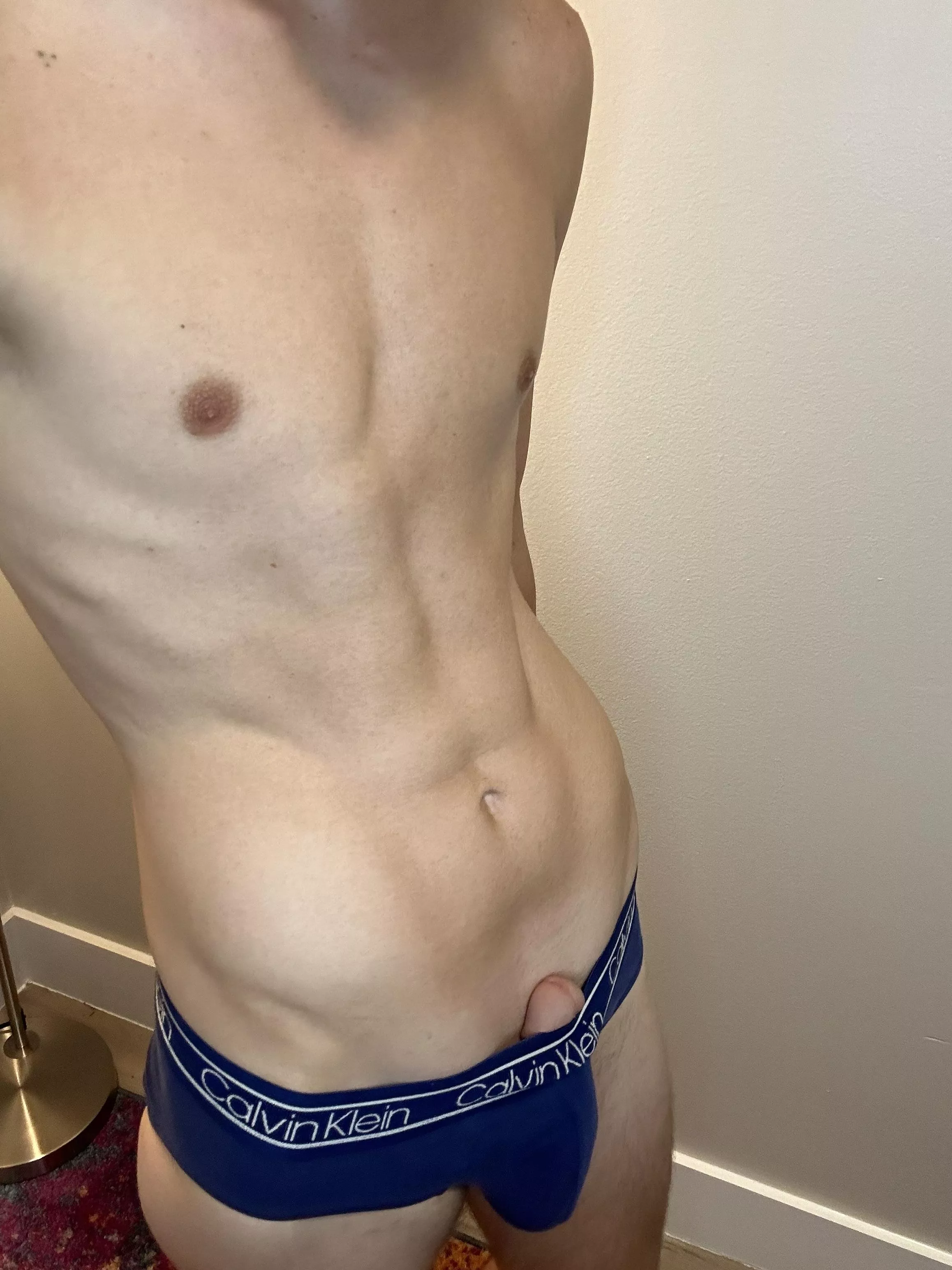 He’s saying hi 🥺 [24]