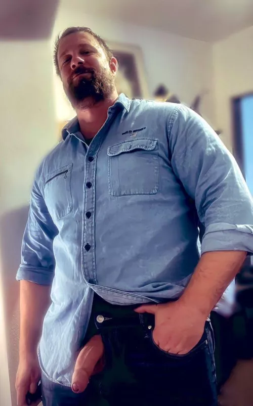 Hey Bro …. Would u mind to help your buddy out ?