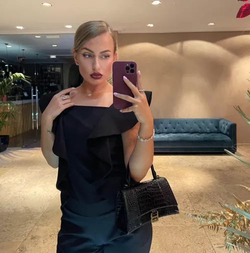 hey everyone, I'm Kami :)