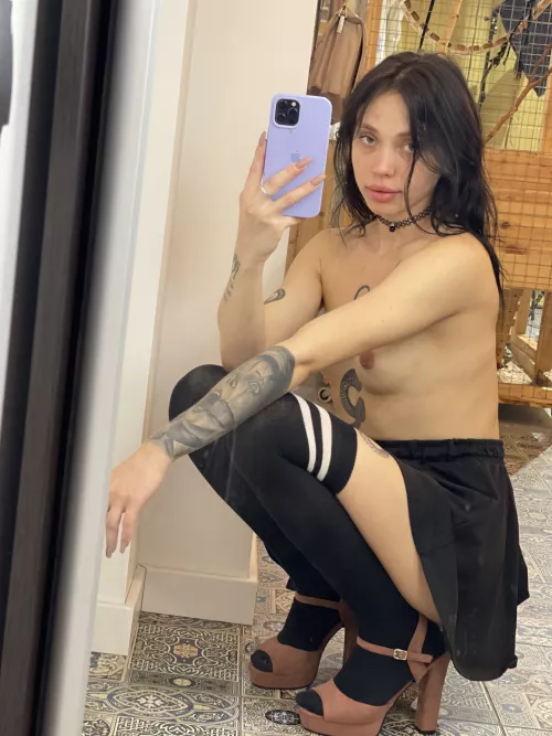 I'm going to the exam, I hope the teacher will appreciate the outfit