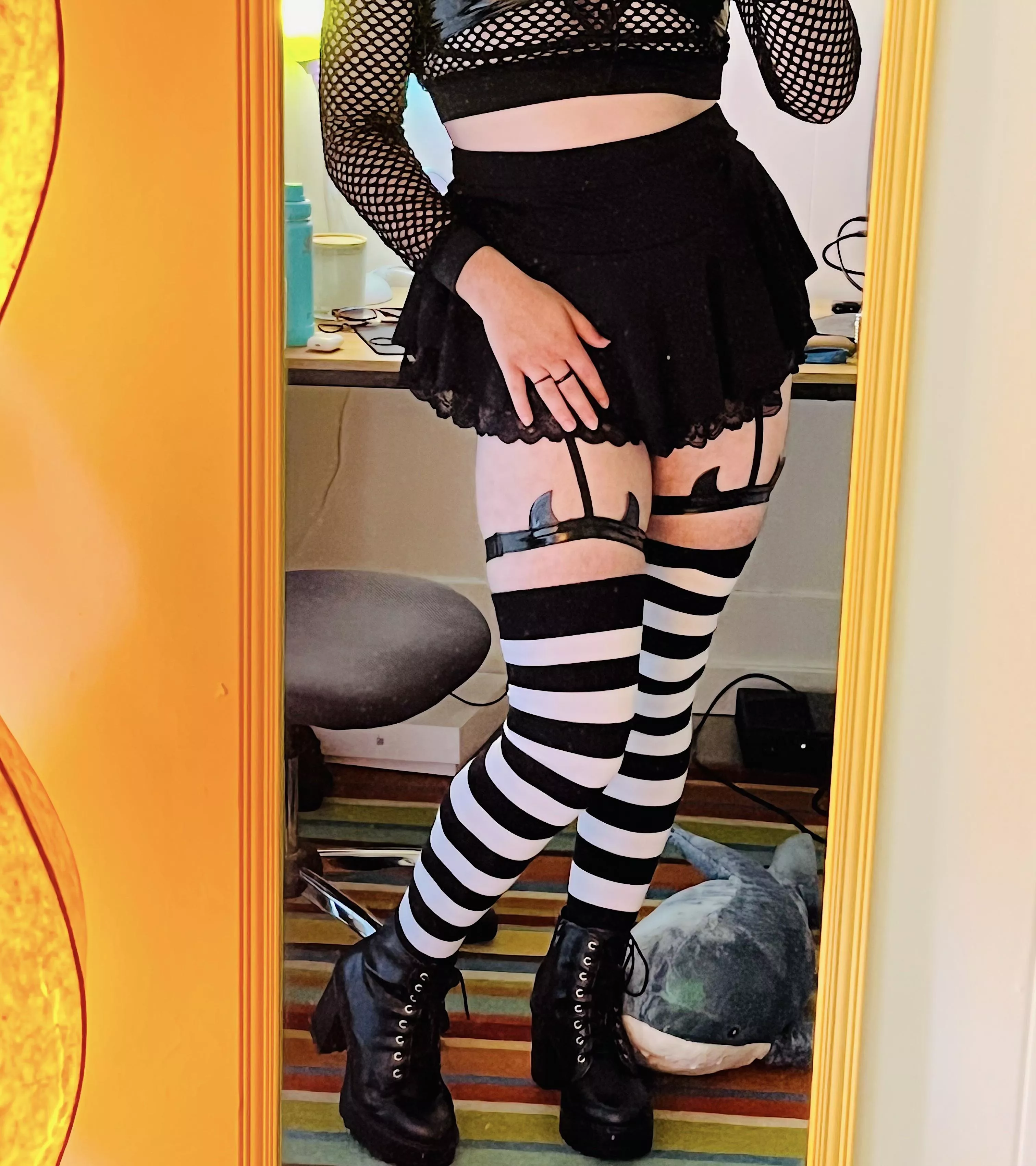 It’s femboy Wednesday (Addams)! 🕸️👻