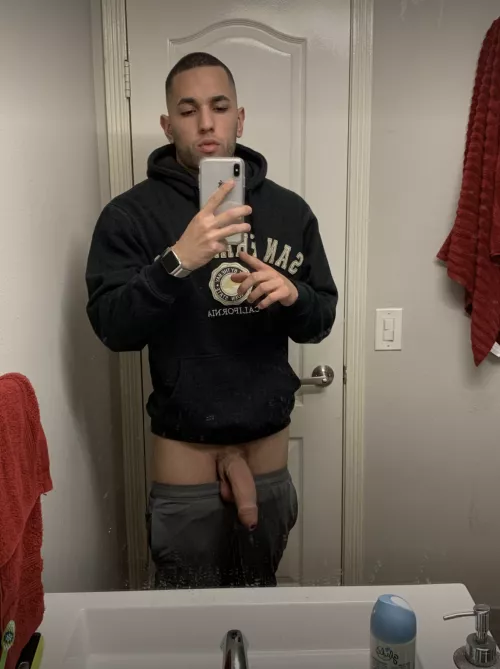 need a roommate who doesn’t mind me having my cock out, you know somebody?