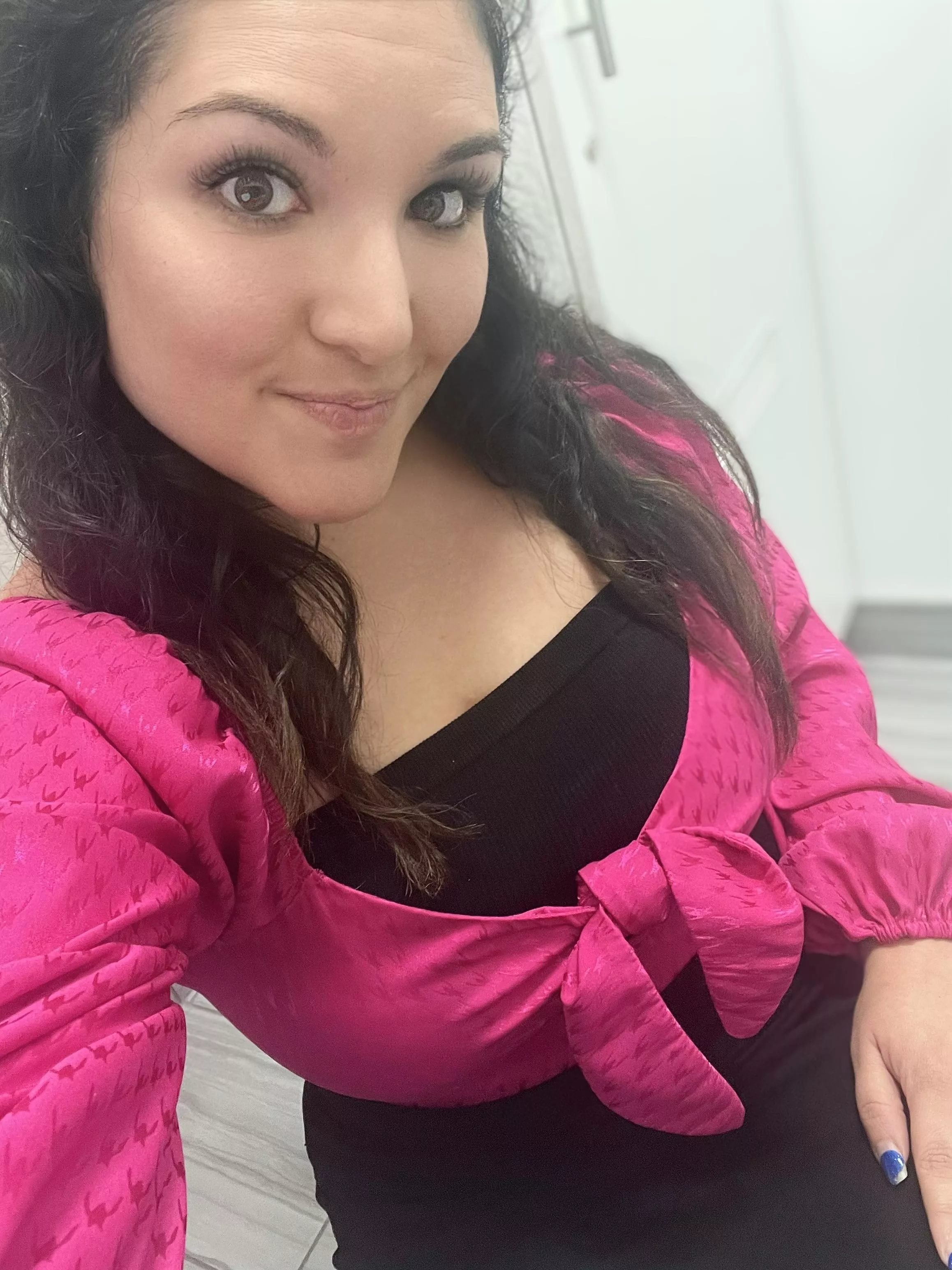 No panties under the work skirt today