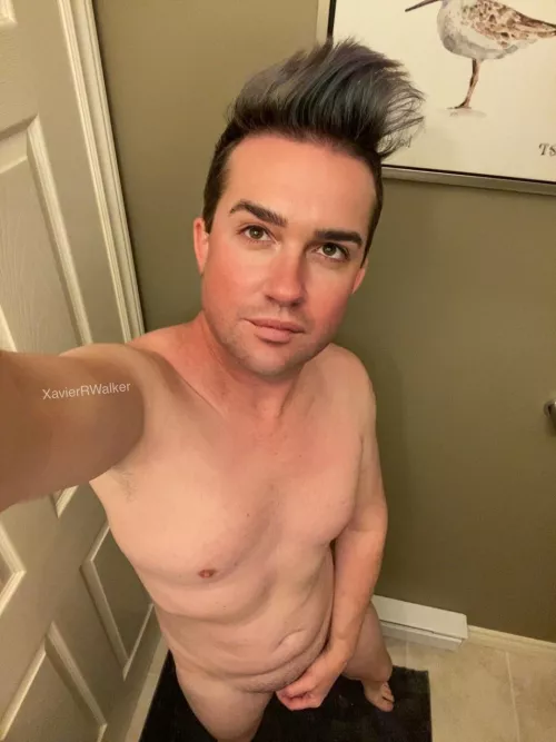 (NSFW) my hands are full. Can someone help me out? Where you putting yours? 🤤