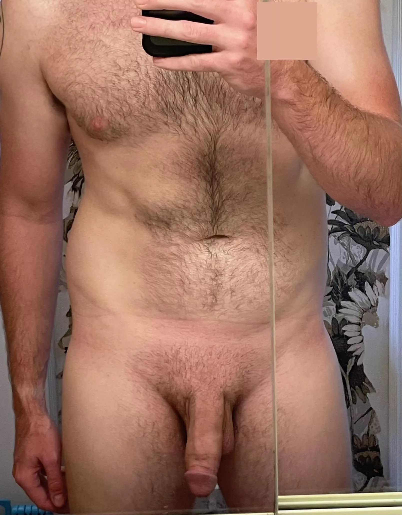 Trying to avoid dad bod but still be your daddy (34)