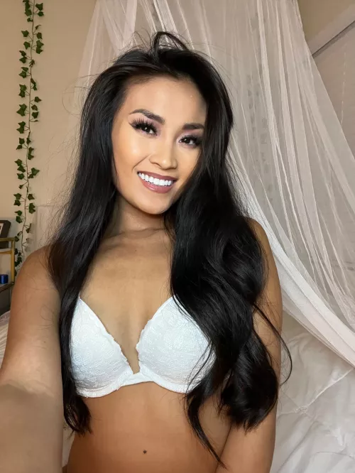 Went horny wanting my belly button licked