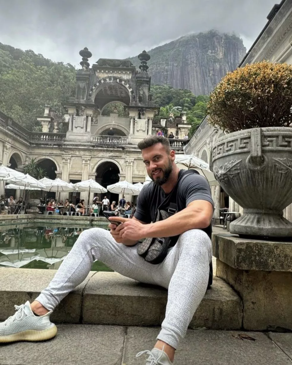 What do you consider as husband material? ❤️random thoughts🫣