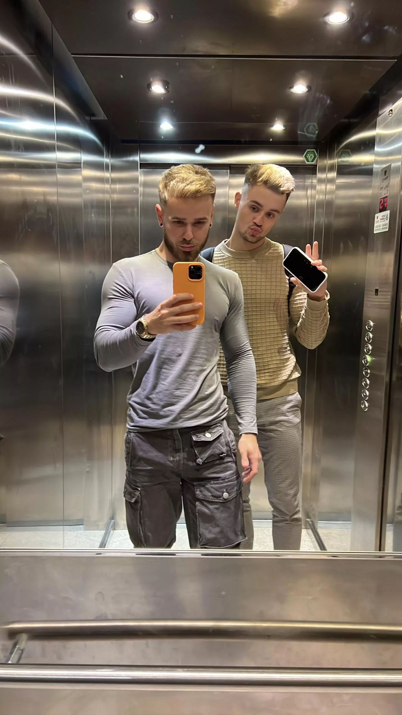 with my bf at university ππ«Άπ» with my bf at university ππ«Άπ»