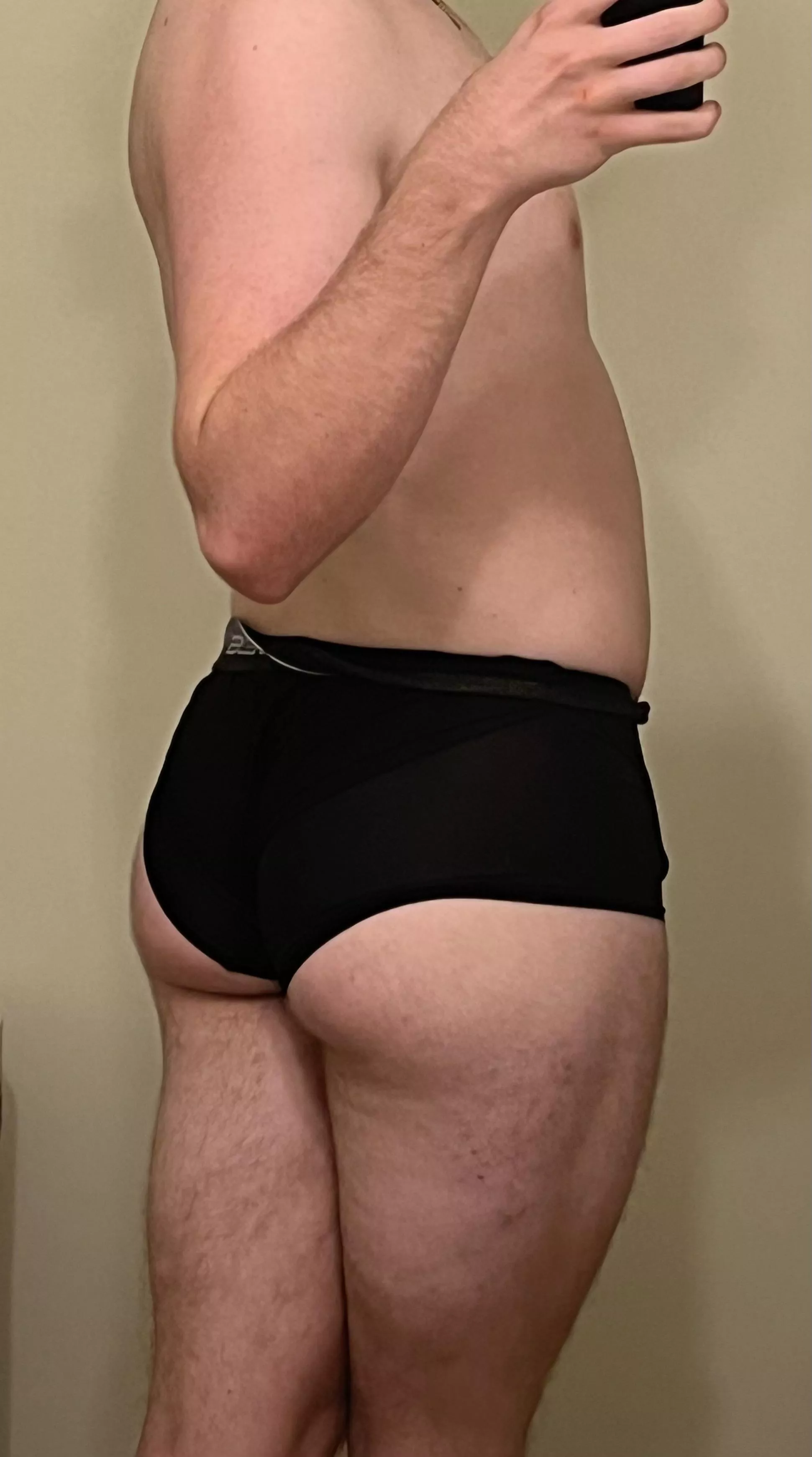 (18) wwyd if you walk in the mcdonald’s bathroom on me?