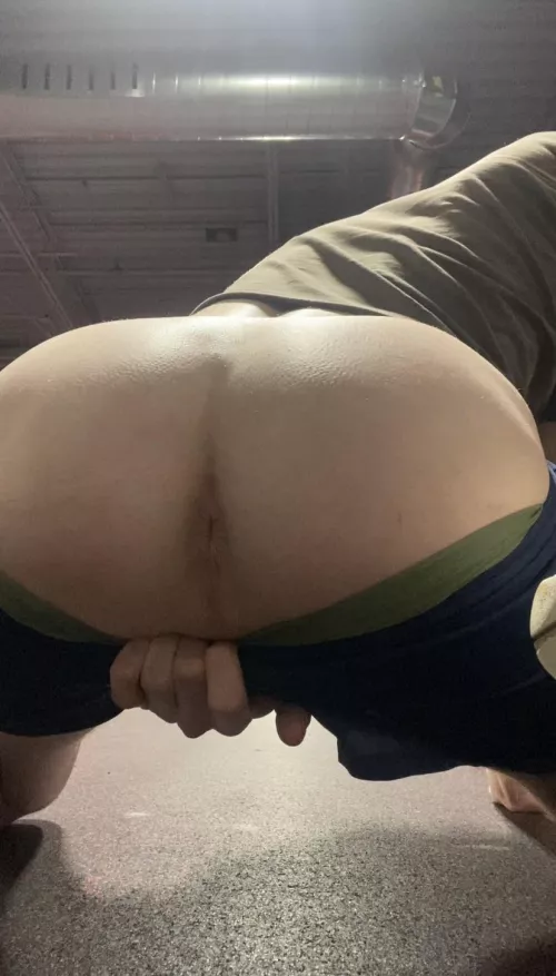 19 twink showing my pretty pussy off at the gym