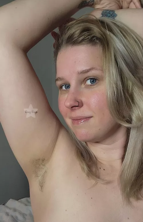 About to jump in the shower. Wanna sniff first?