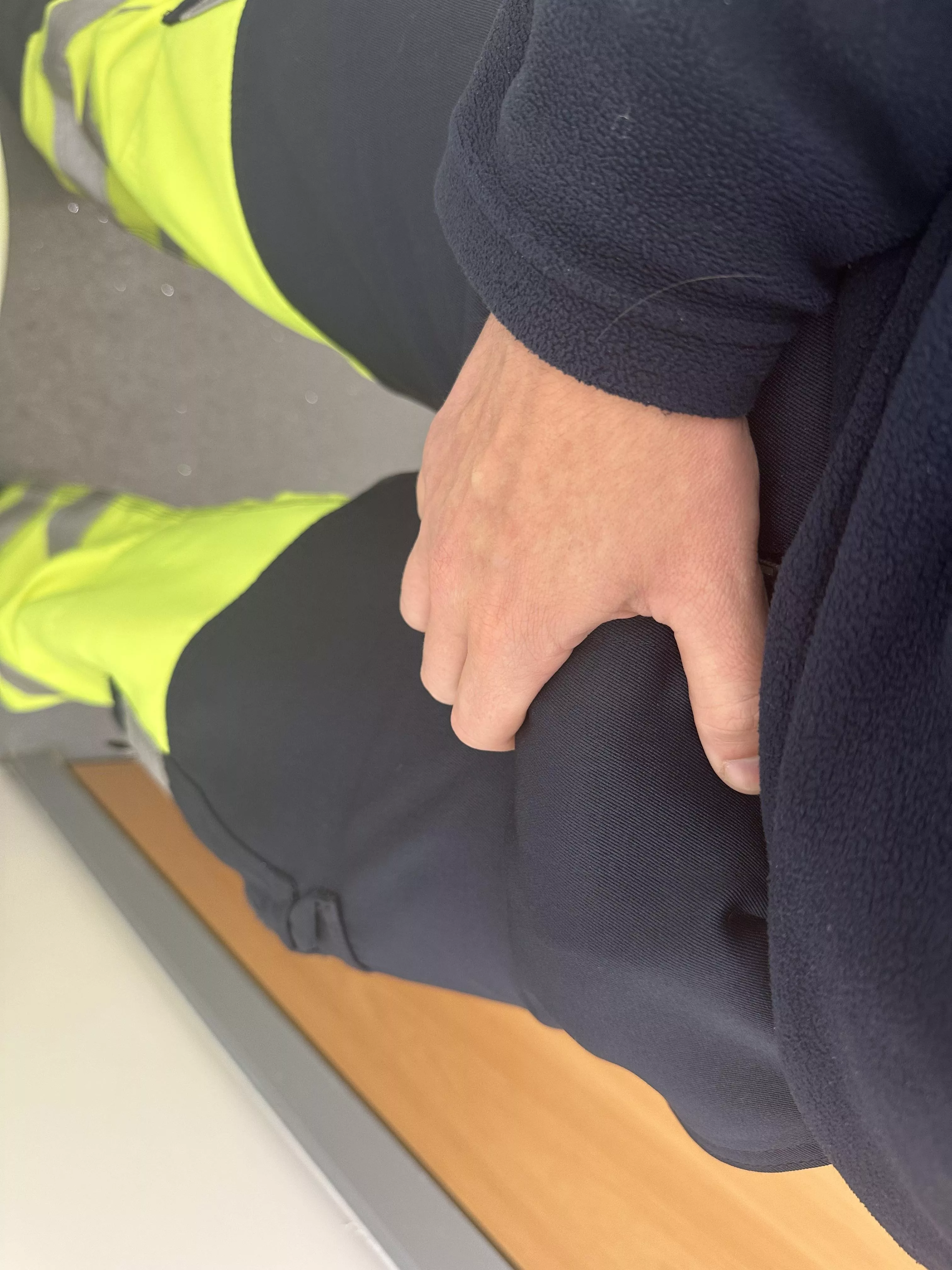 Bulging at work i’m sure no one will notice (30)