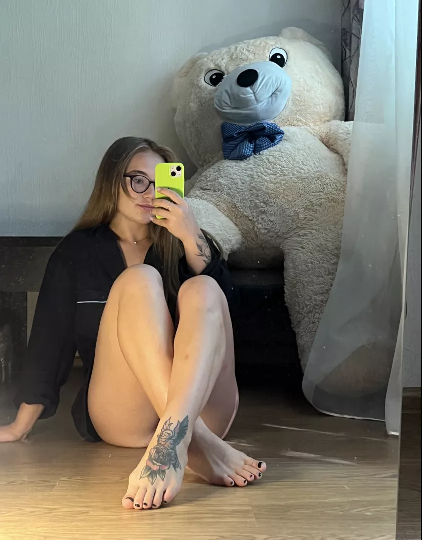 do you like my tattoo, honey?