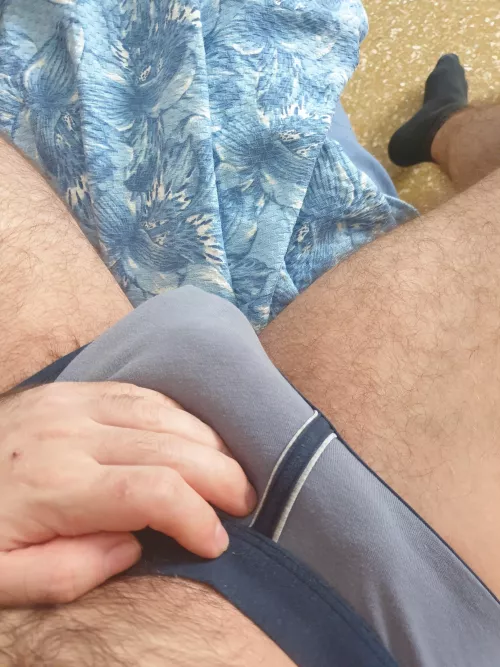 Do you wish a hot full body pic or a pov pic?