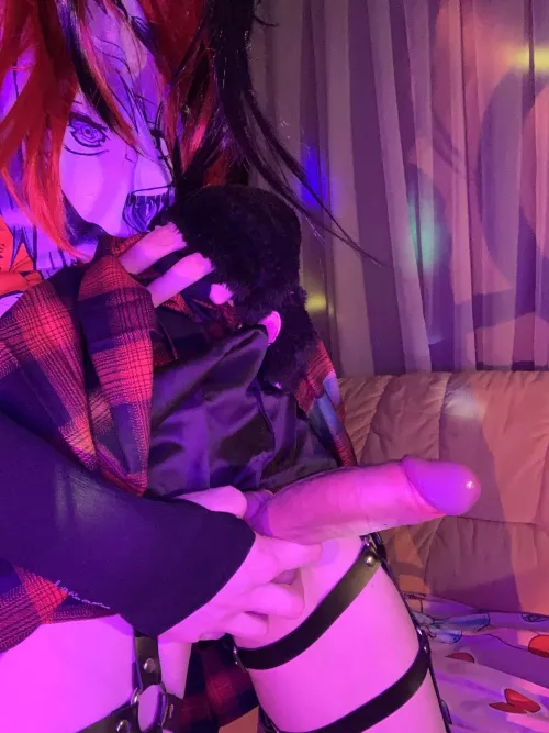 Every curious guy needs to taste a girlcock, right?